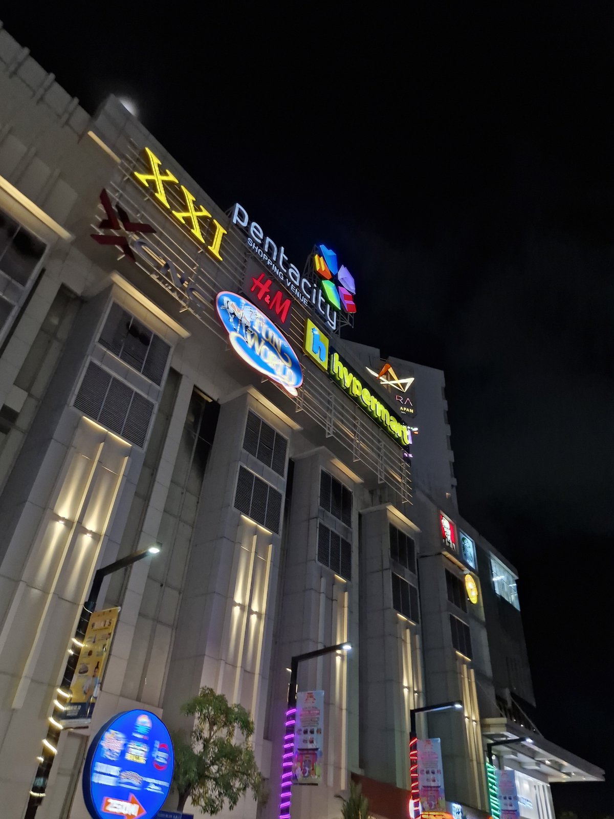 Pentacity Shopping Venue