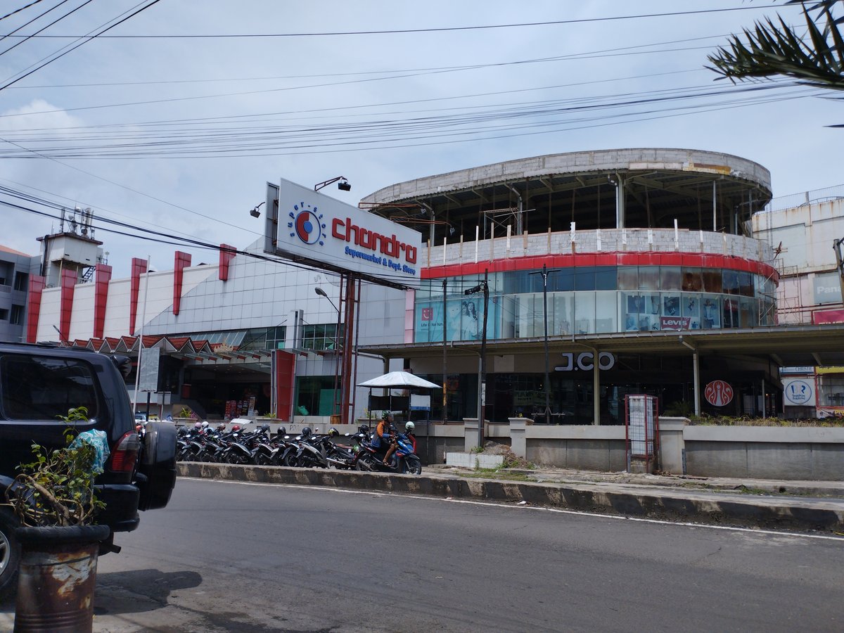 Chandra Departement Store