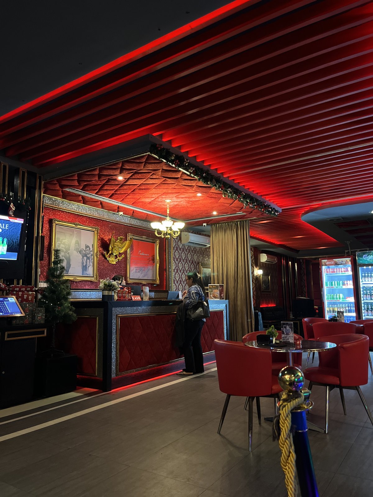 Masterpiece Lampung Family Karaoke