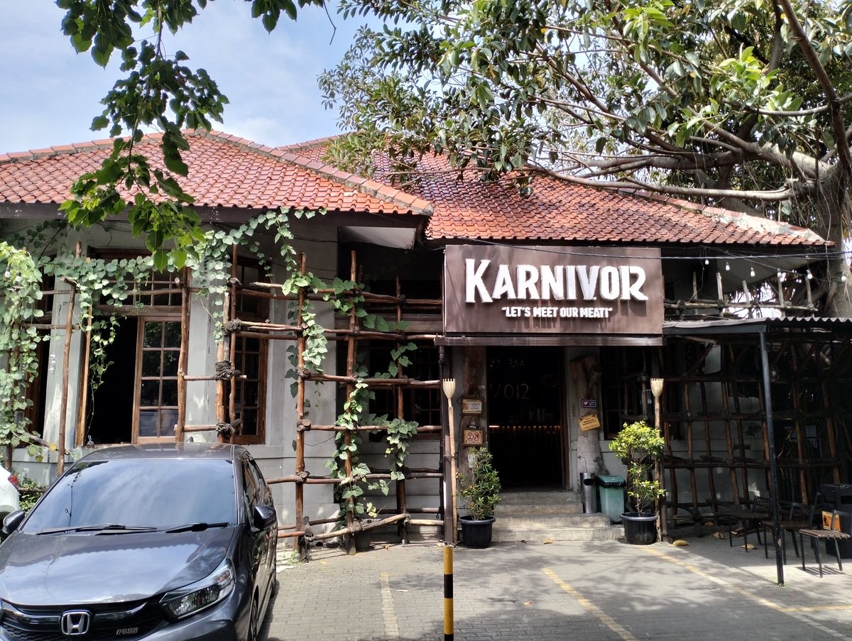 Karnivor Restaurant