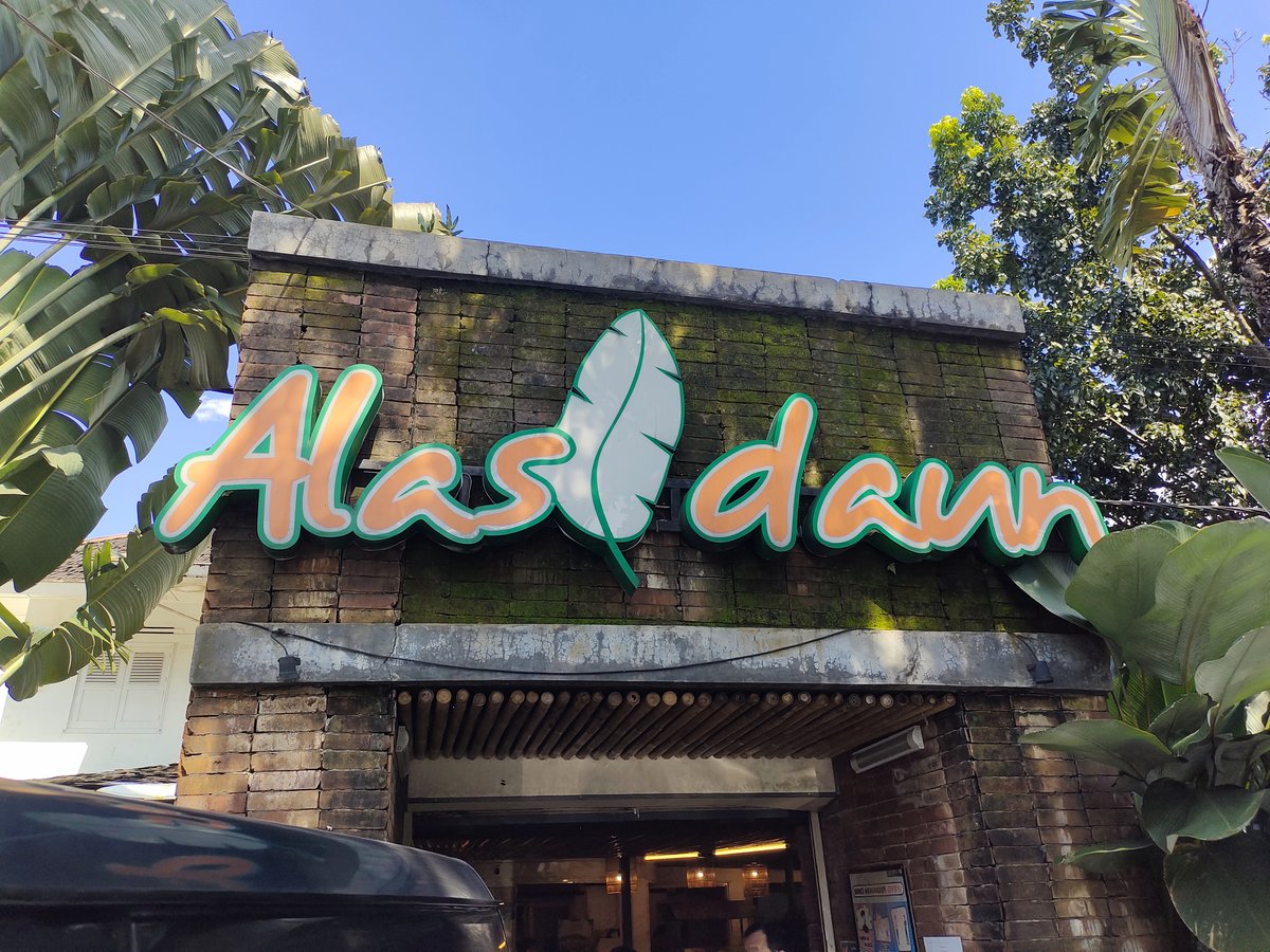 RM Alas Daun - Bandung
