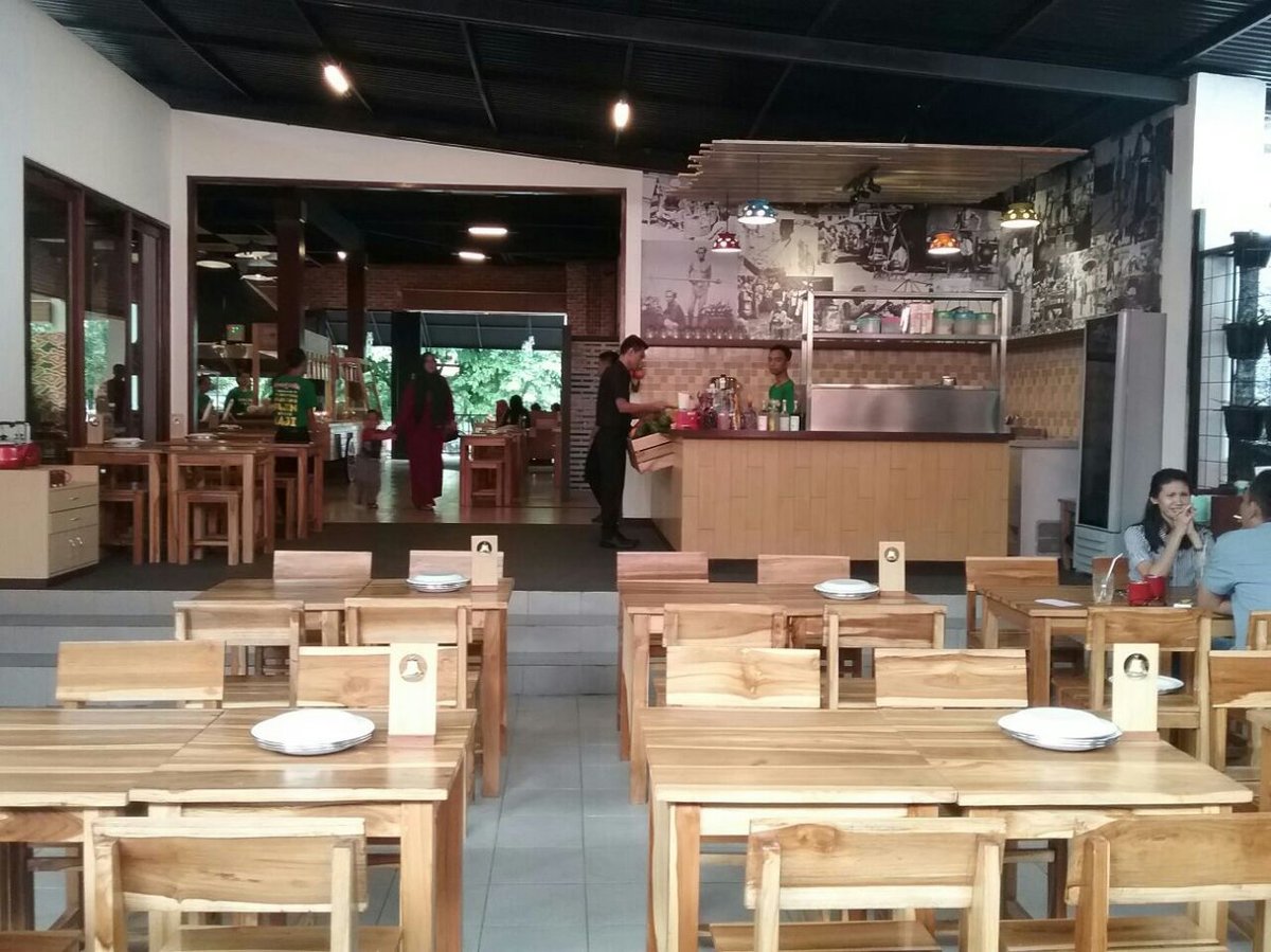 Rumah Makan Boemi Mitoha
