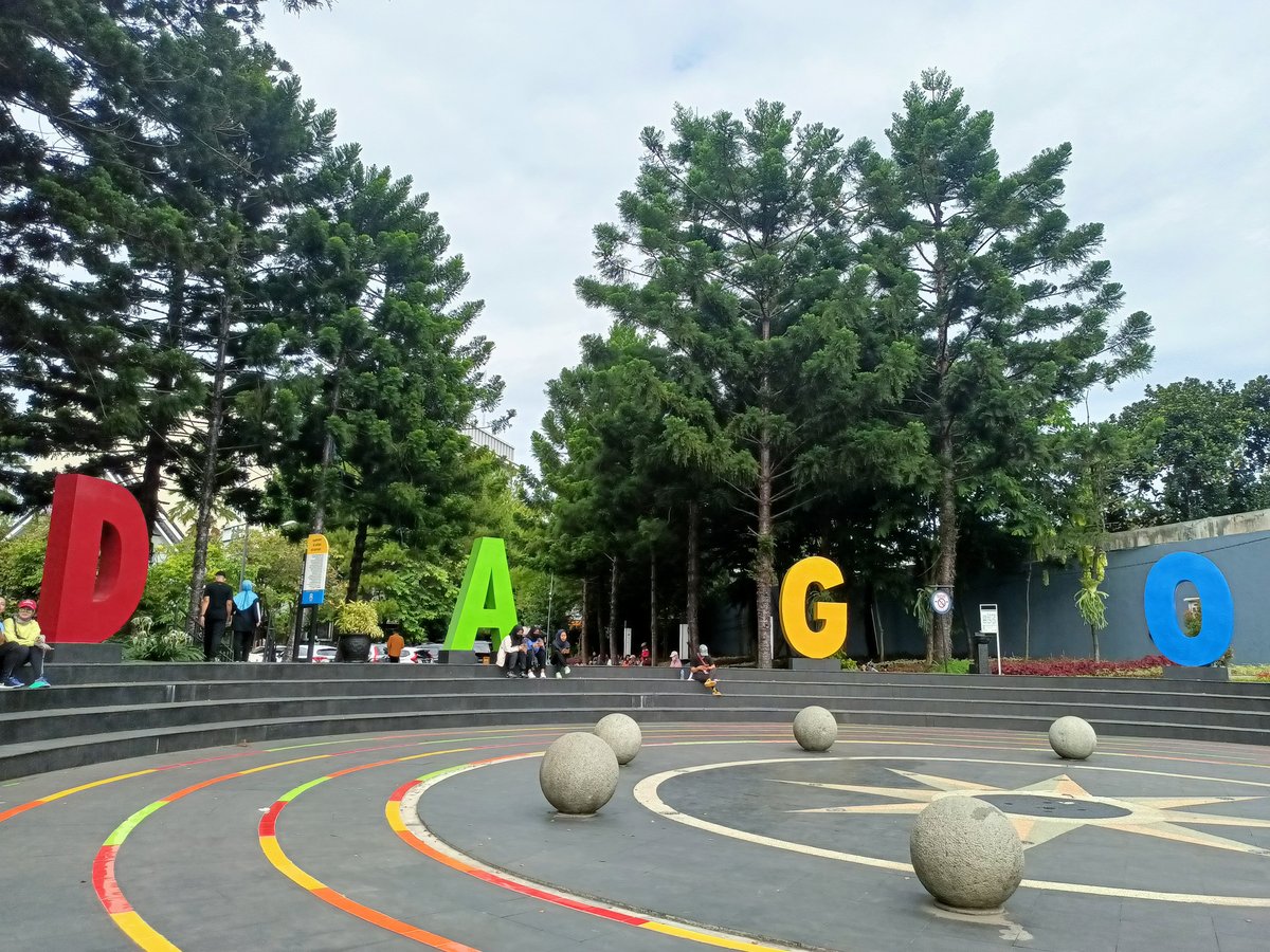 Taman Cikapayang Dago