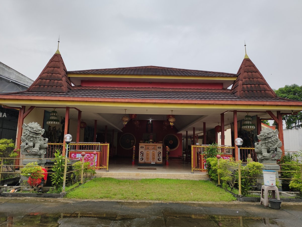 Klenteng Hok Tek Bio Sokaraja