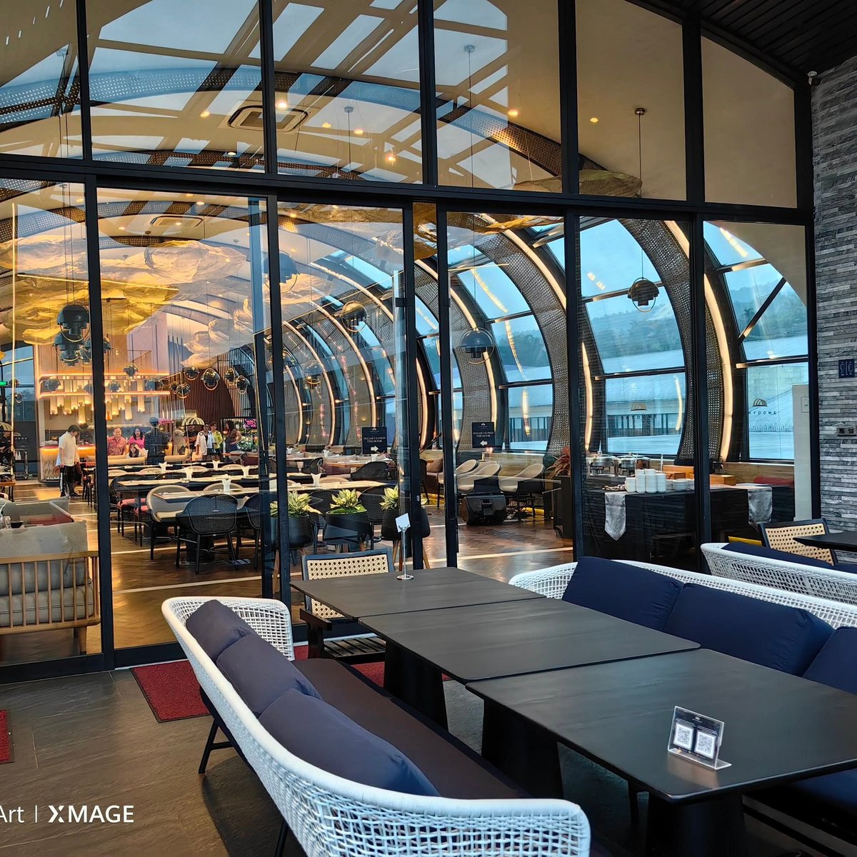 SKYDOME Golden Tulip Holland Resort Batu