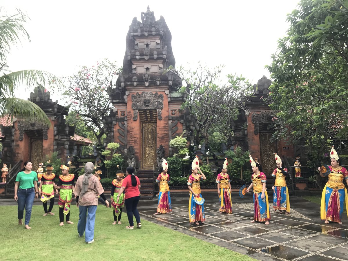 Pura Agung Tirta Bhuana Bekasi