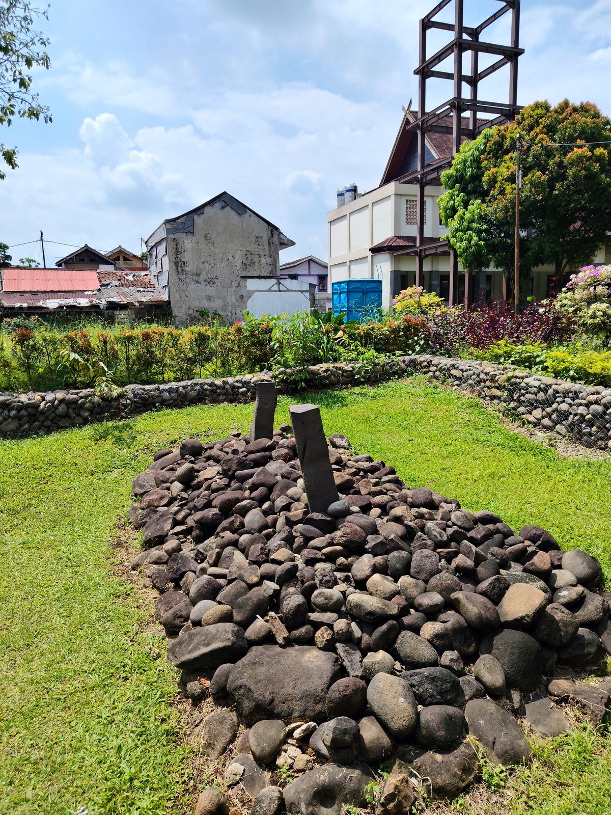 Prasasti Batu Tulis
