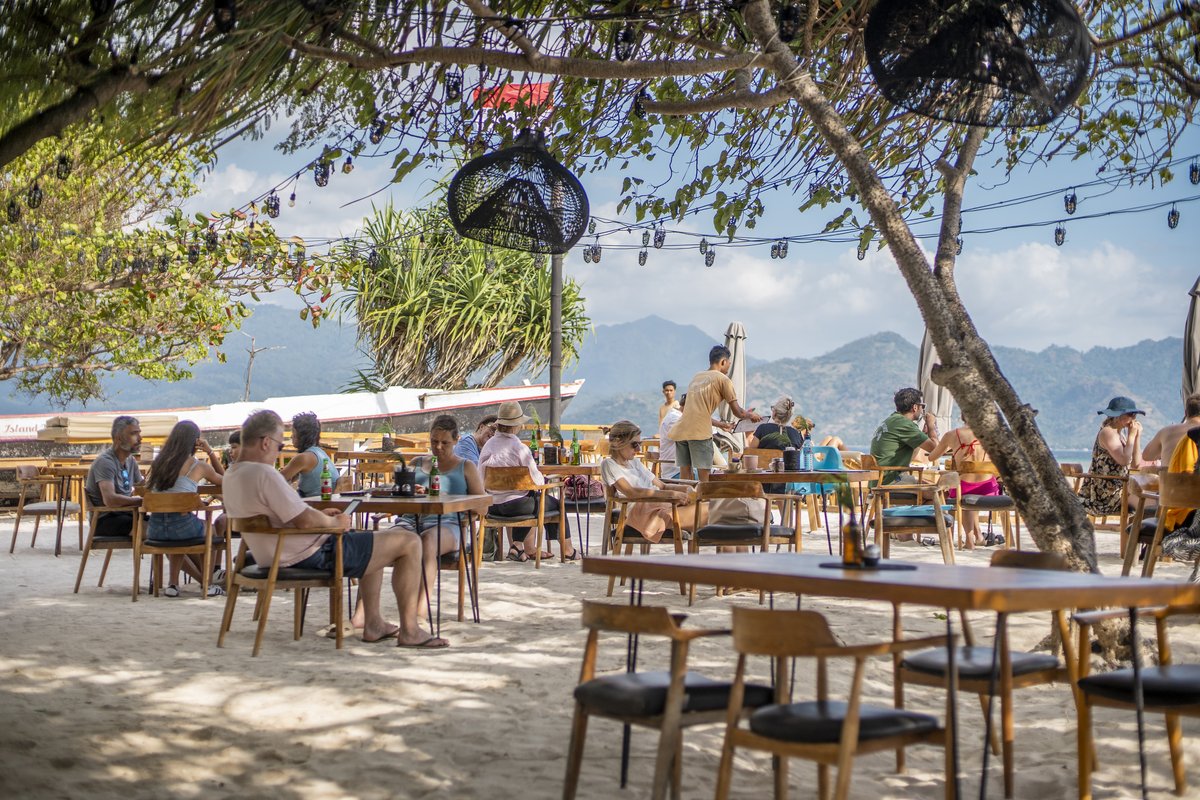 Mowies Gili Air, Bar and Bungalows
