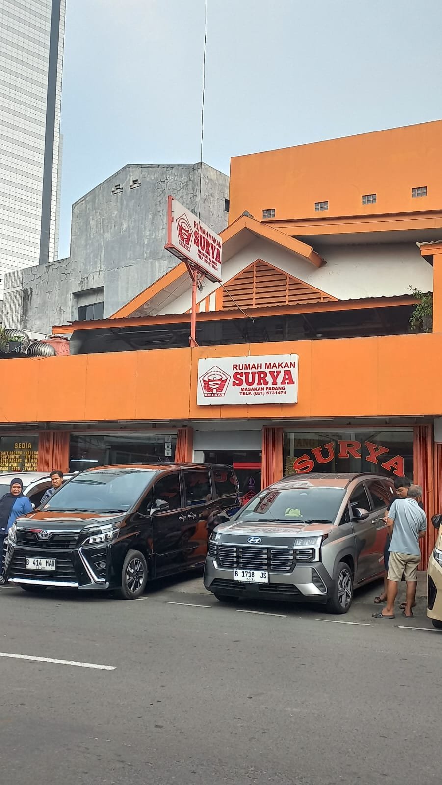 Rumah Makan SURYA Masakan Padang