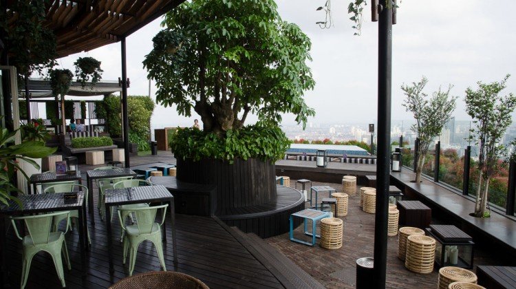 SKYE Rooftop Dining & Lounge