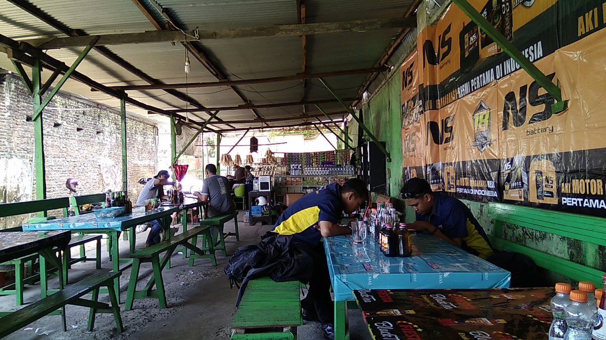 Warung Family