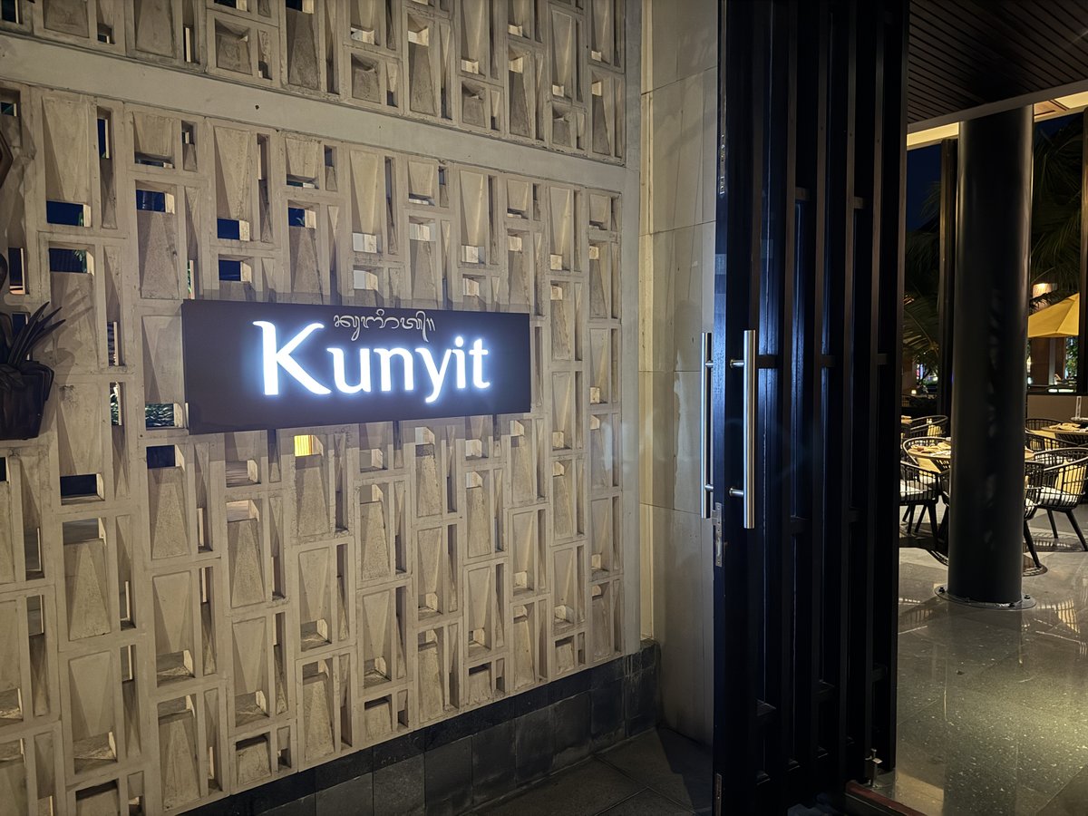 Kunyit Restaurant at The Anvaya Beach Resort Bali