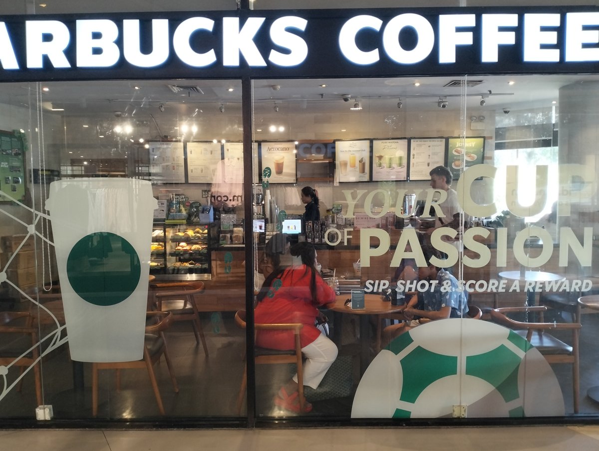 STARBUCKS Kuta Beachwalk 1 Shop