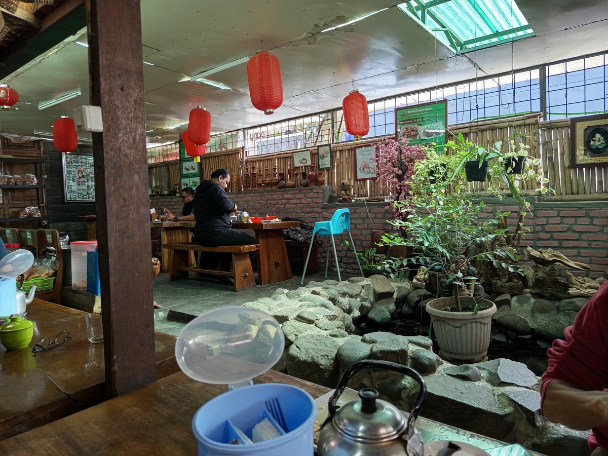 Restoran Rumah Kayu