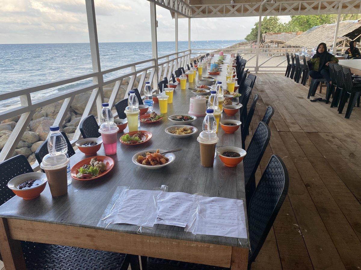 RM Rimbun Seafood