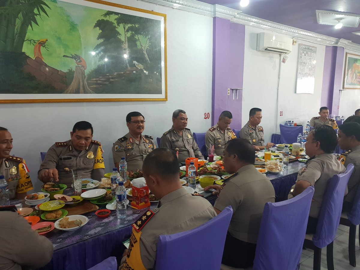 Rumah Makan AA