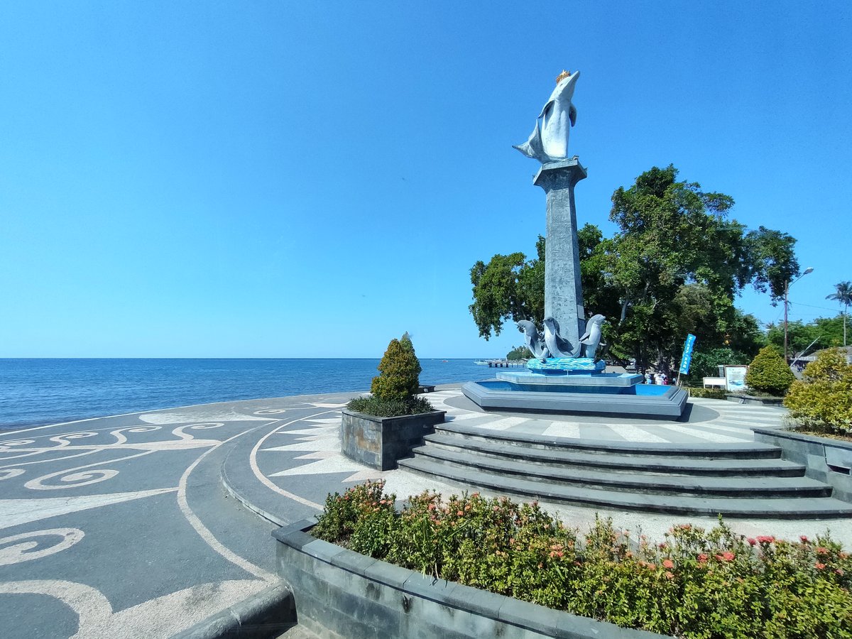Pantai Lovina