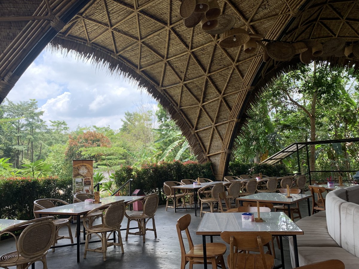 Lembayung Resto Lubuklinggau