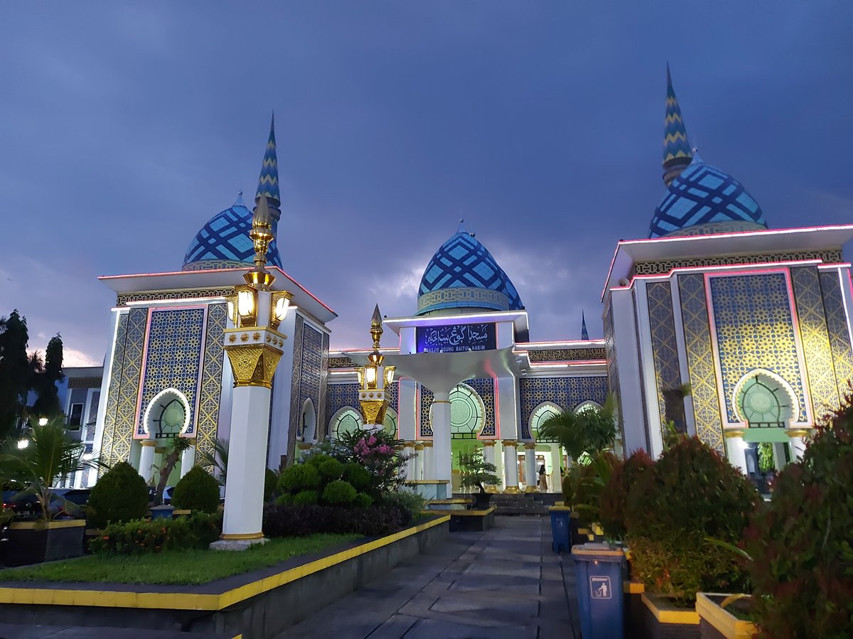 Masjid Agung Baitul Hakim Kota Madiun