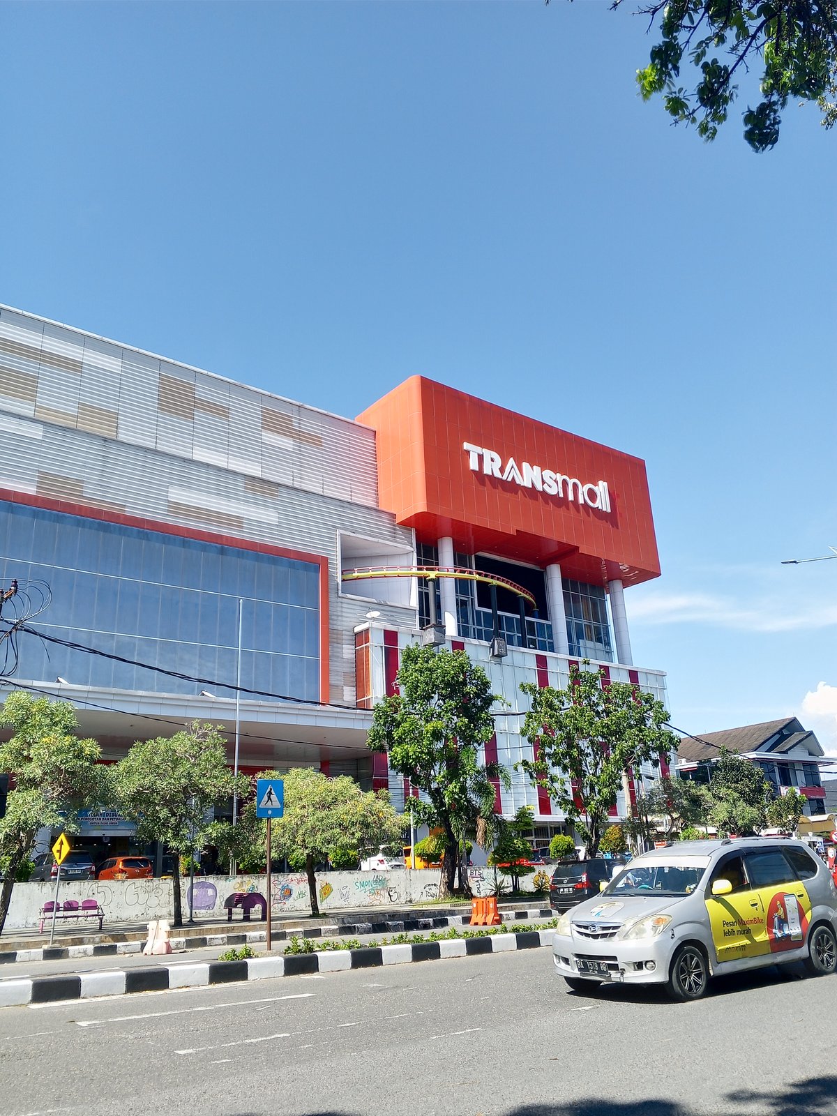 Transmall Padang