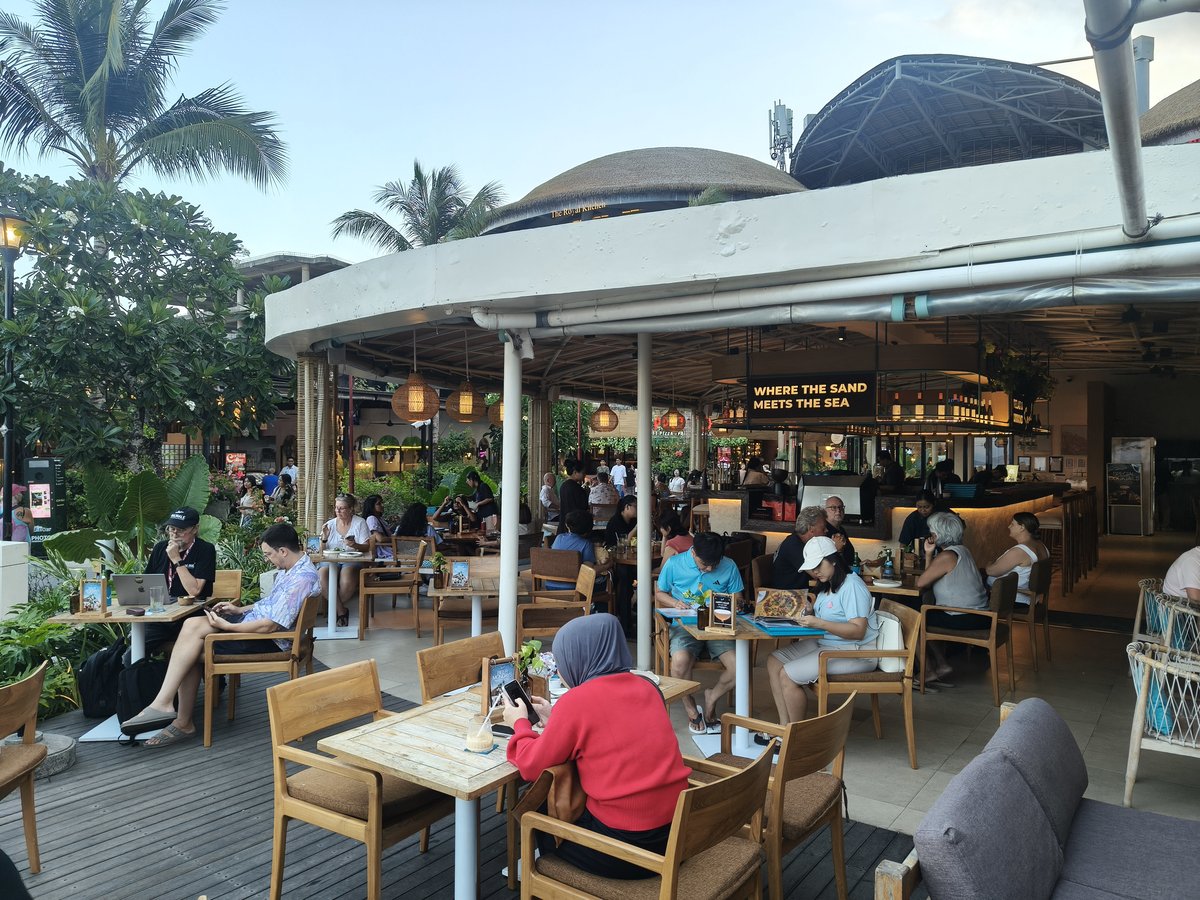 Sand Beach Bar & Restaurant - Icon Bali Mall