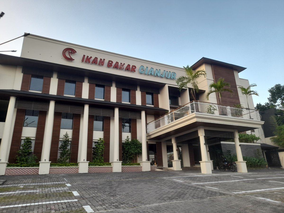 Ikan Bakar Cianjur - Semarang Teuku Umar