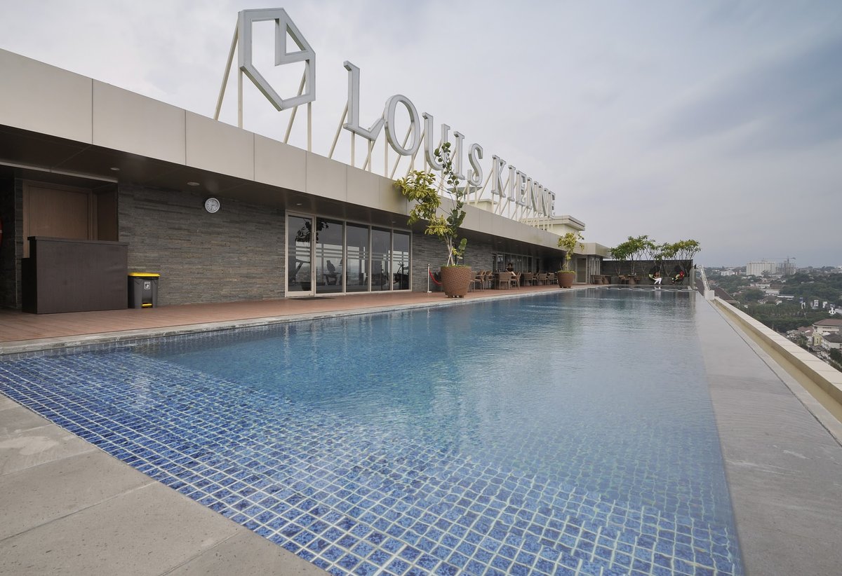 LK Hotel Simpang Lima