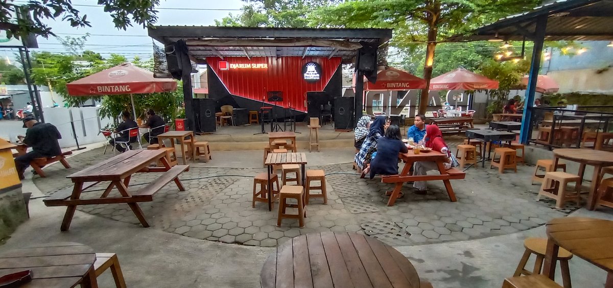 Pandawa Angkringan & Bar