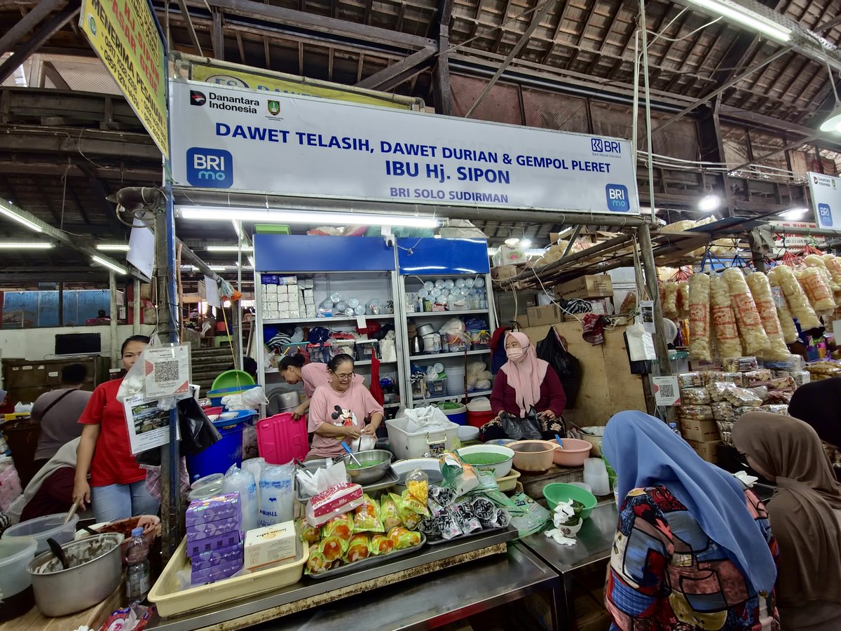 Pasar Gede Hardjonagoro