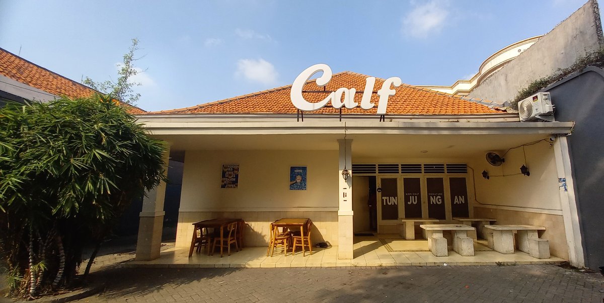 Kopi Calf Signature Tunjungan Surabaya