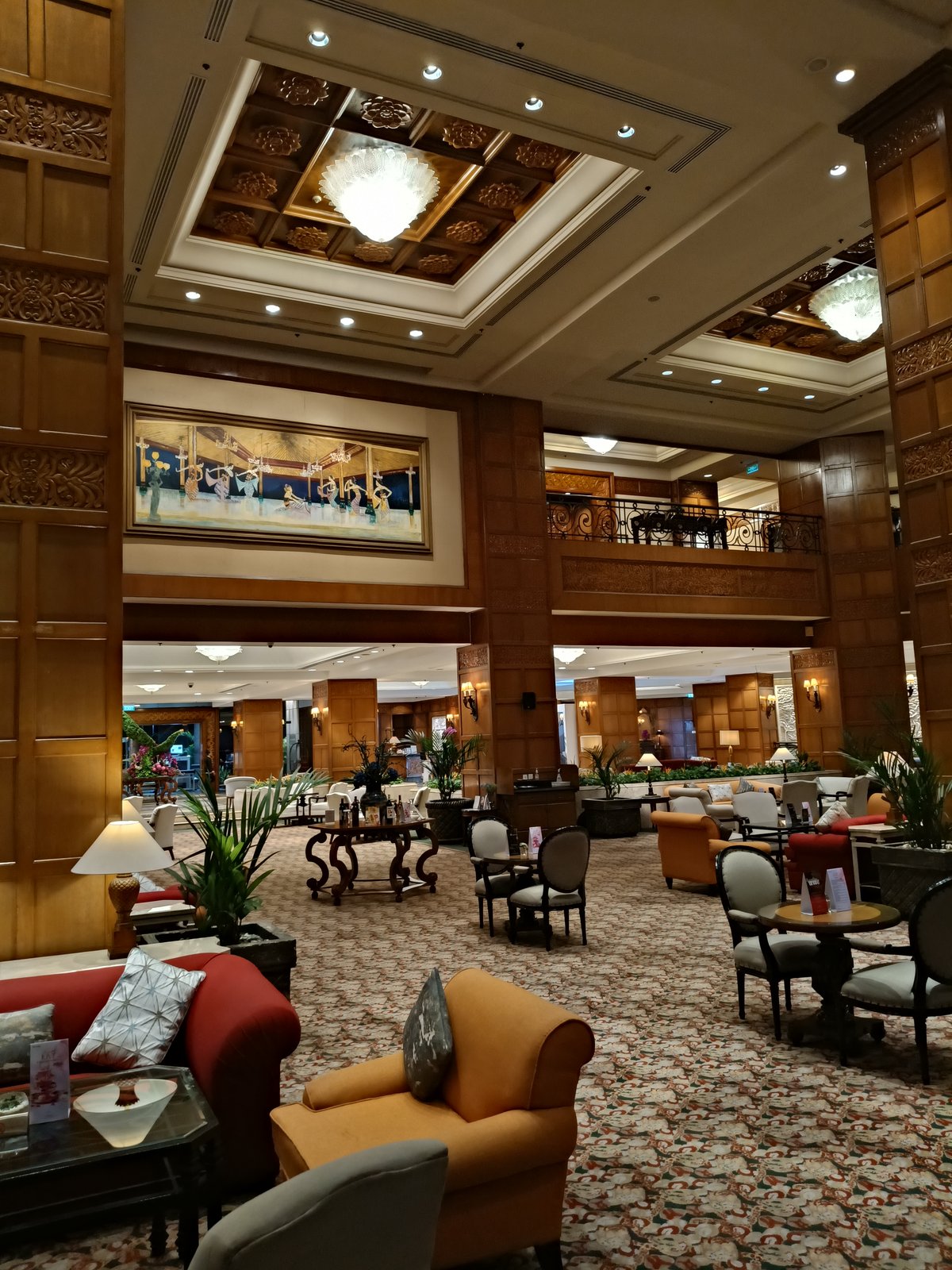 Lobby Lounge at Shangri-La Hotel, Surabaya