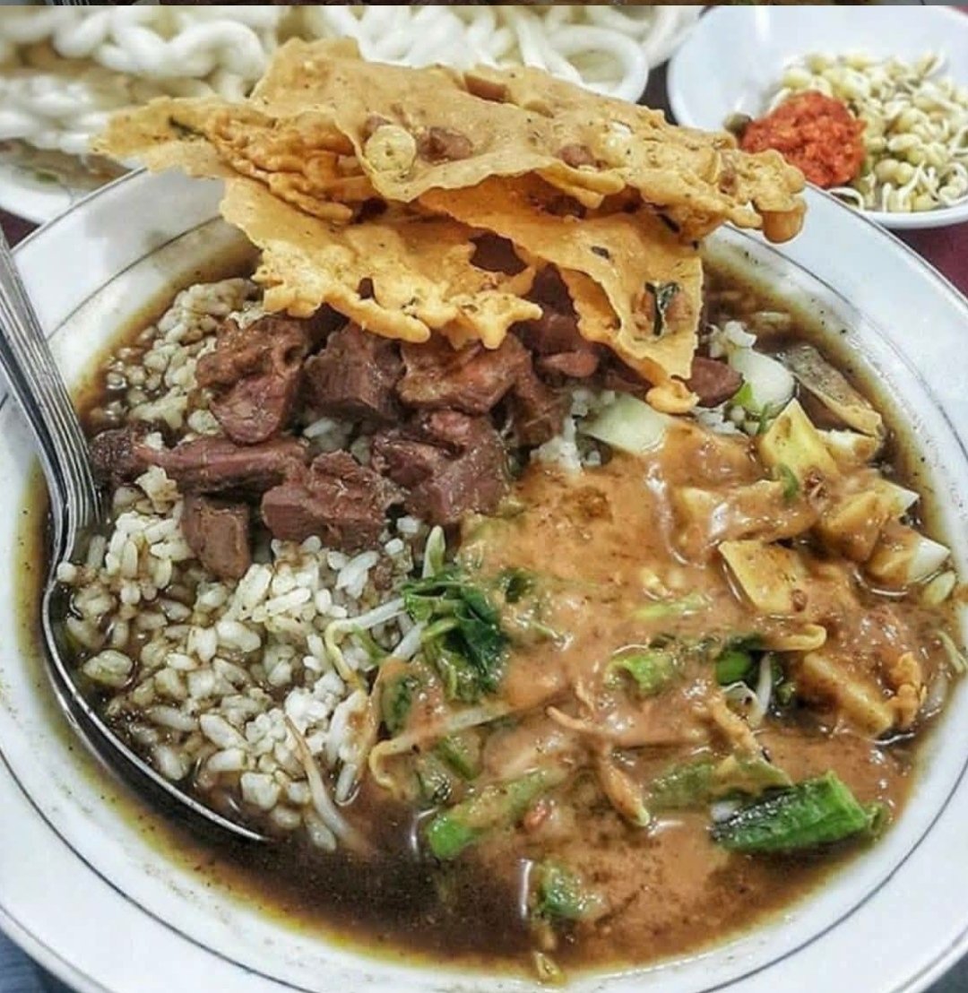 Nasi Pecel Rawon Pucang Moroseneng