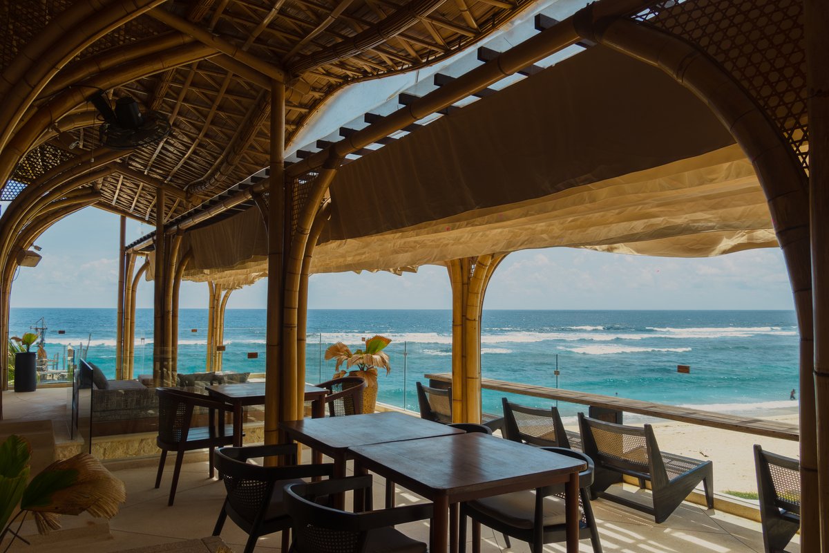 Cattamaran Beach Club