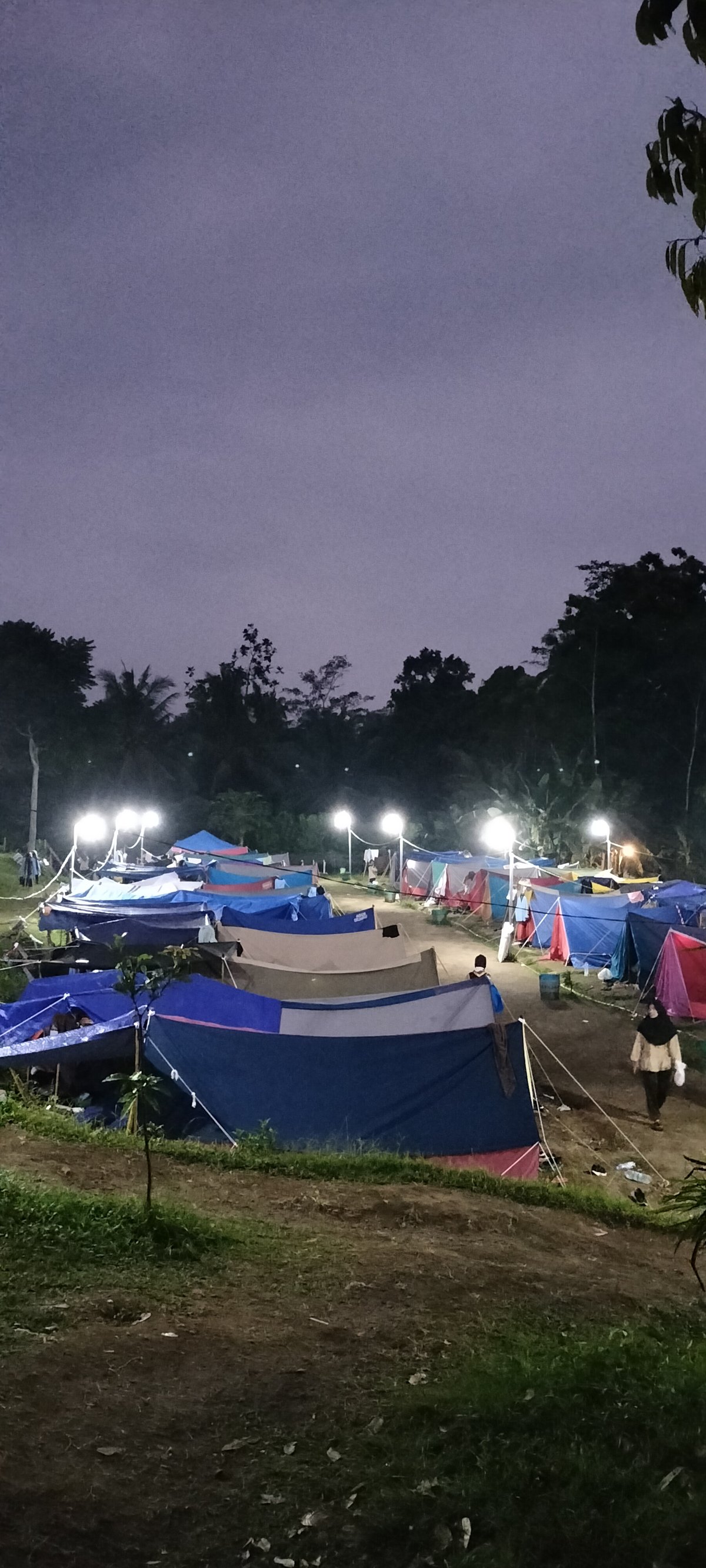 BUMI PERKEMAHAN JAKA GARONG TURI