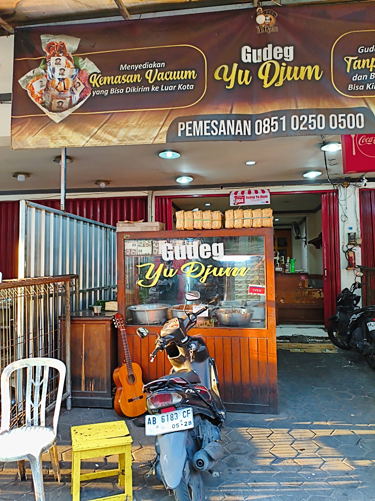 Gudeg Yu Djum