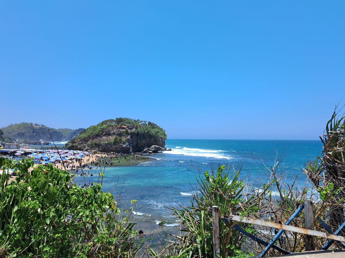 Pantai Drini