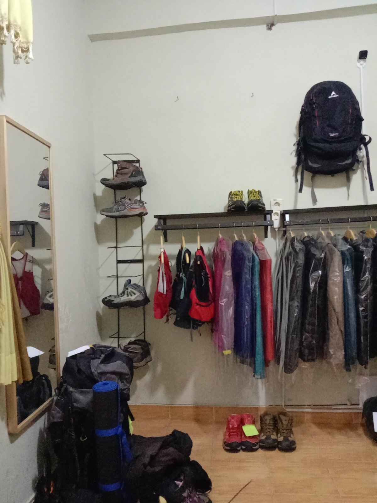 Urban Adventure - Sewa / Rental Tenda Outdoor & Alat Camping Jogja